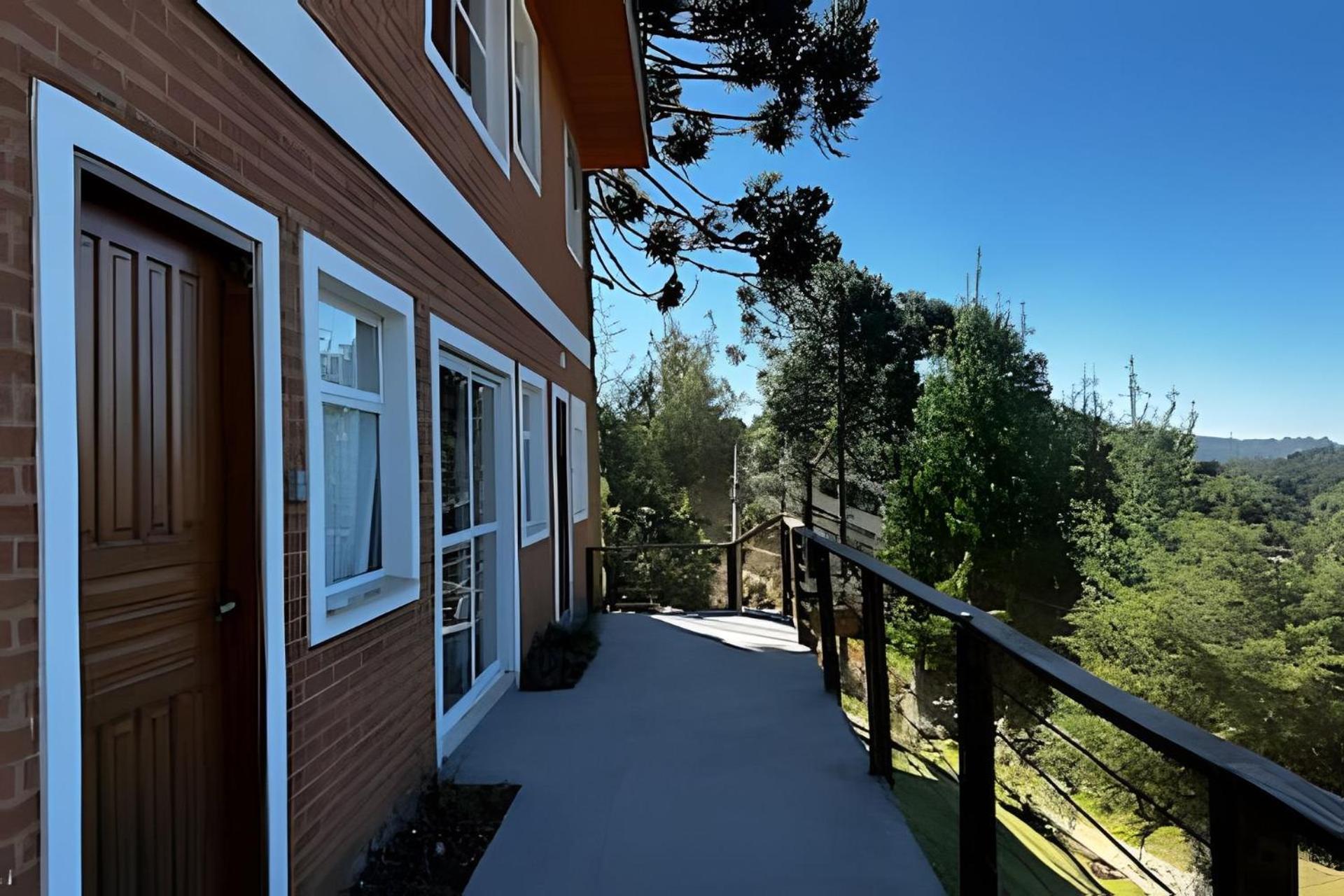 Suites Saint Louis - Conforto Do Lado Do Centro Turistico Campos do Jordao Exterior photo